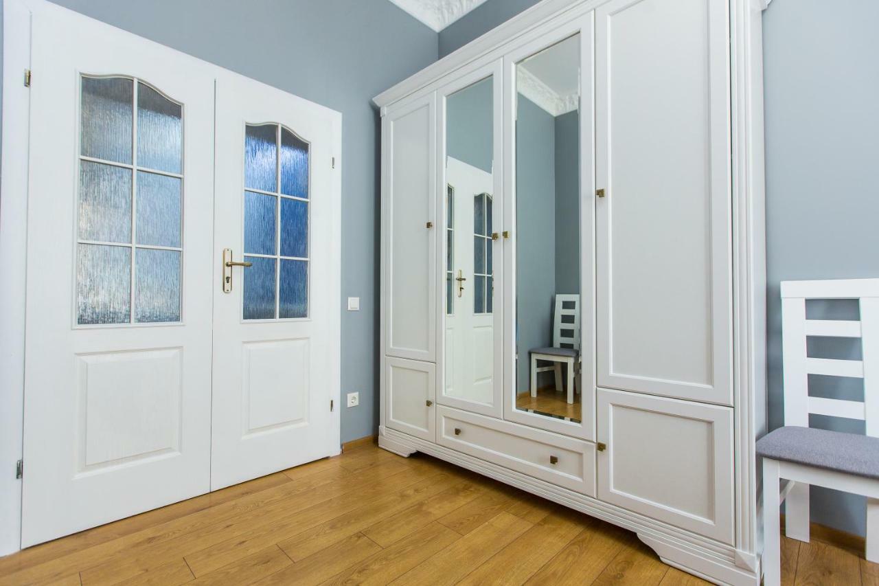 Дизайнерська Віп Квартира По Вулиці Куліша 14 Lviv Eksteriør billede