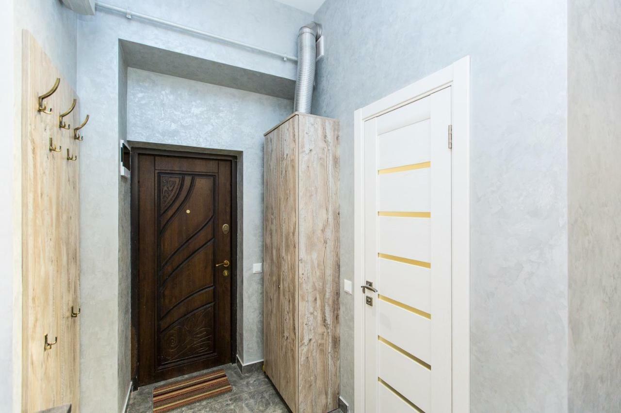 Дизайнерська Віп Квартира По Вулиці Куліша 14 Lviv Eksteriør billede