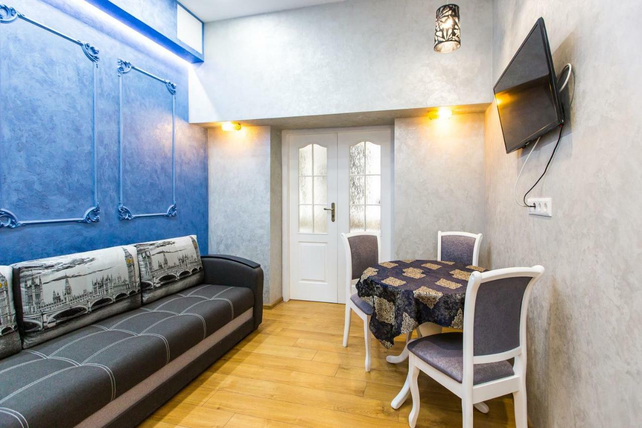 Дизайнерська Віп Квартира По Вулиці Куліша 14 Lviv Eksteriør billede